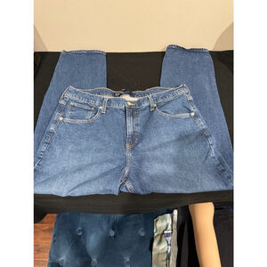 Women's Gap Jeans 18/34 regular 90’s loose fit zip fly Blue EUC